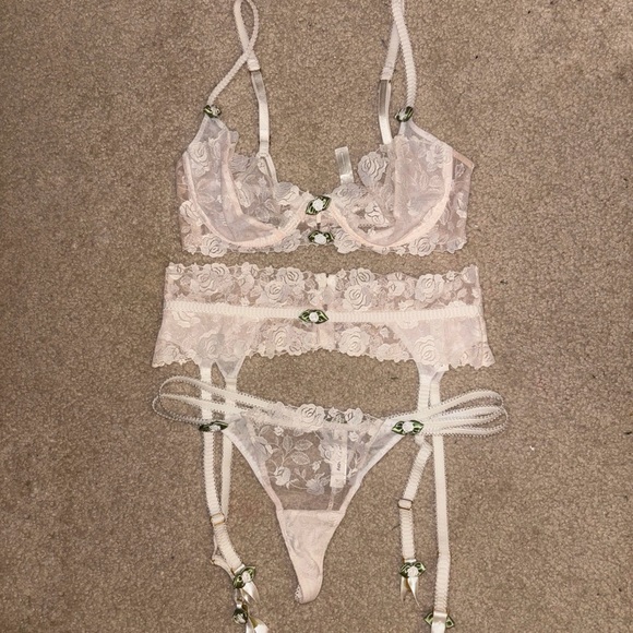 For Love and Lemons Sweetheart Lace 3 Piece Set